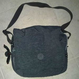Kipling messenger bag